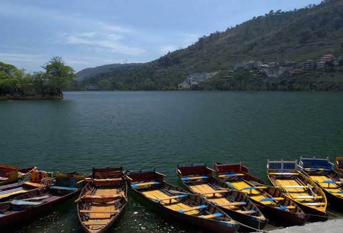 Bhimtal Lake - Photo 2