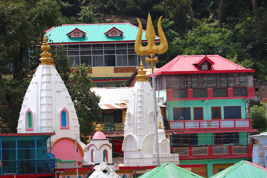 Lomas Rishi Temple - Photo 4