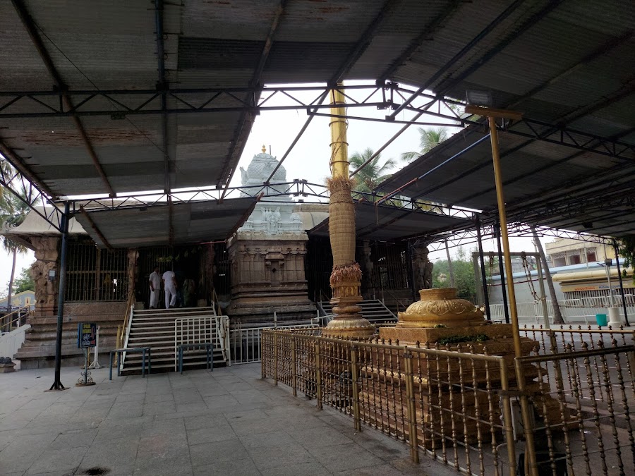 Sri Kalyana Venkateswara Swamy Temple - Photo 4