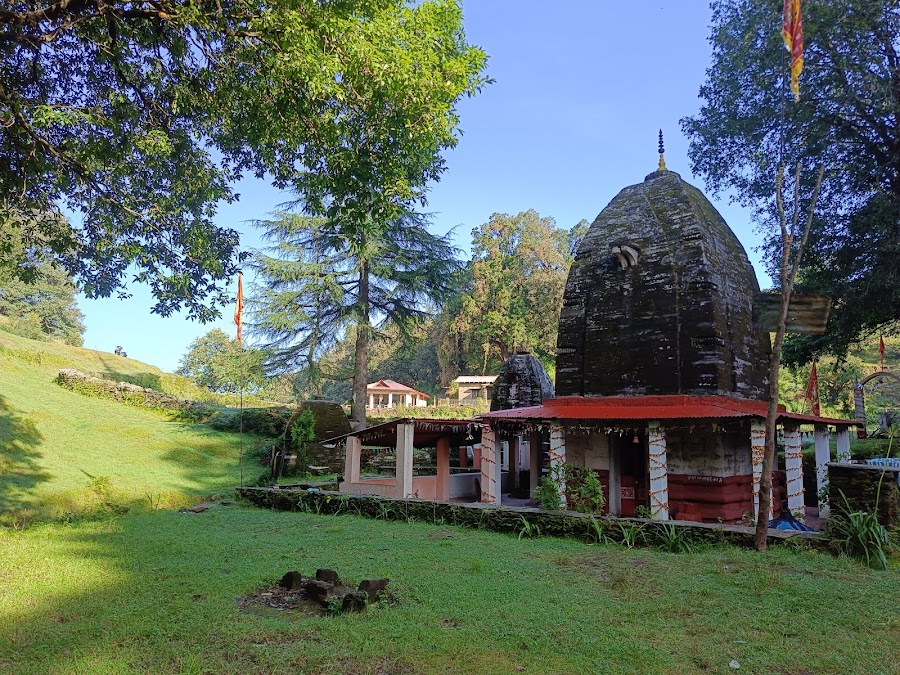 Bineshwar Mahadev Temple - Photo 2