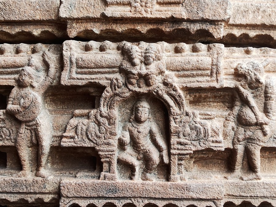 Vontimitta Kodandarama Temple - Photo 4