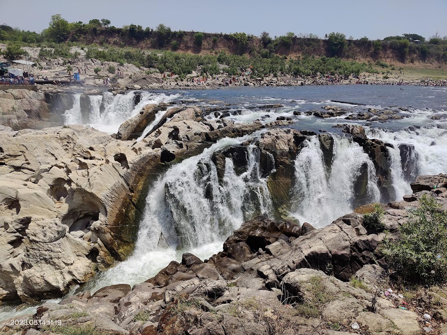 Marble Rocks (Bhedaghat) - Photo 3