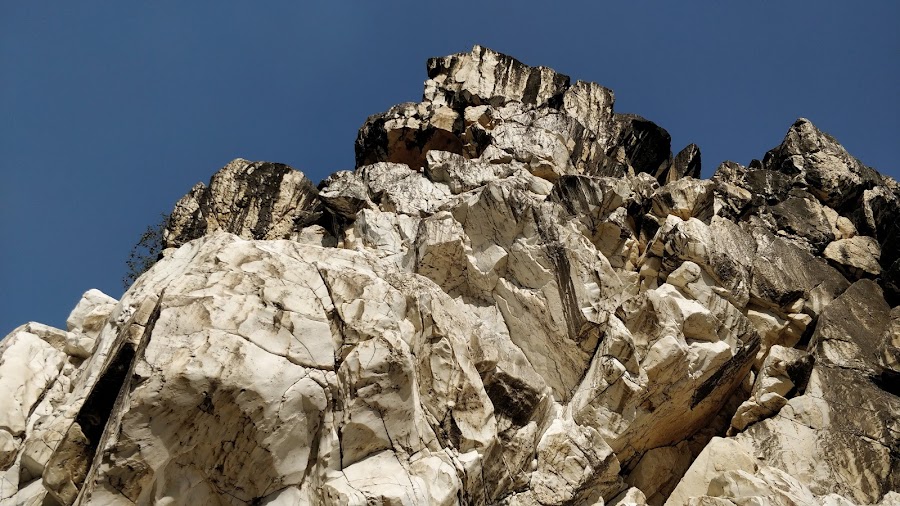 Marble Rocks (Bhedaghat) - Photo 4