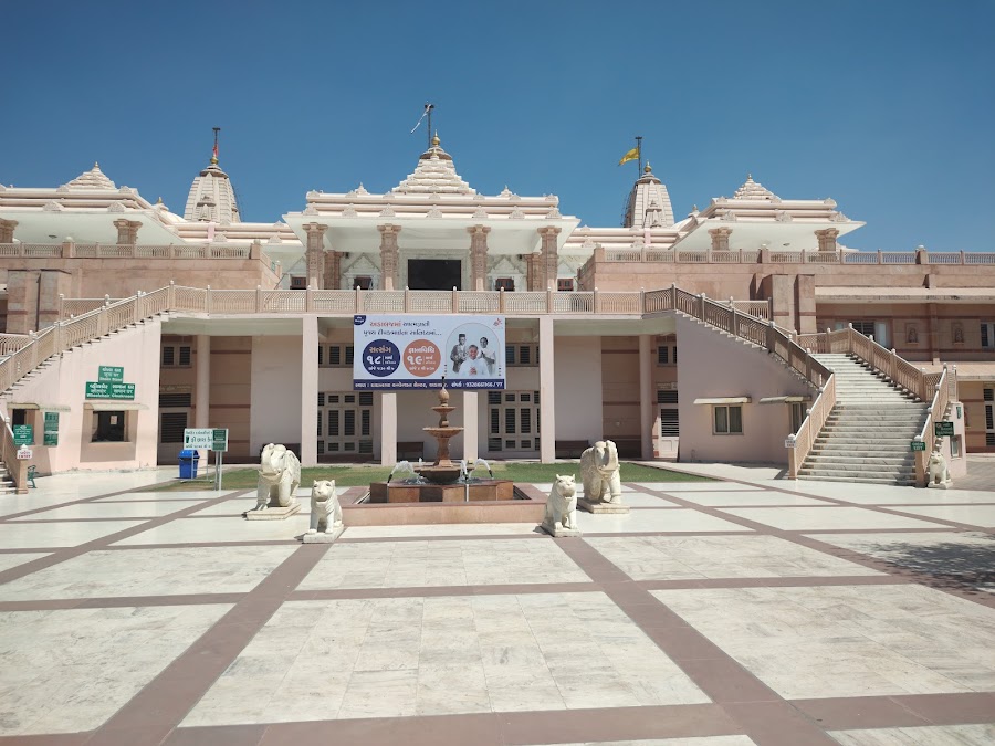 Trimandir - Photo 2
