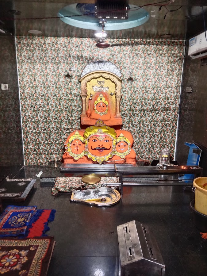 Navgrah Shani Mandir - Photo 3