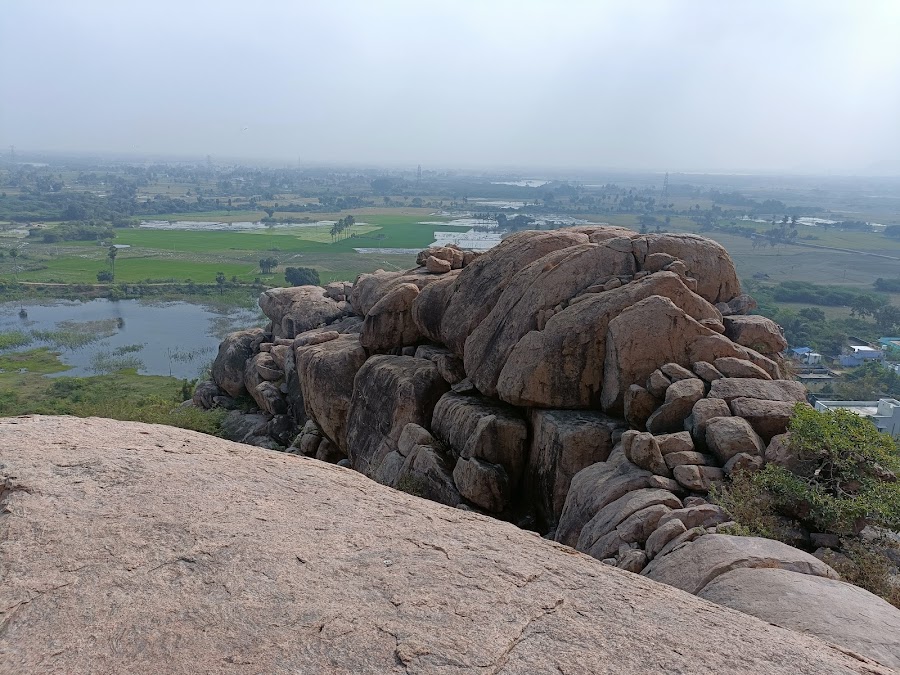 Thirumalai Jain Caves - Photo 2