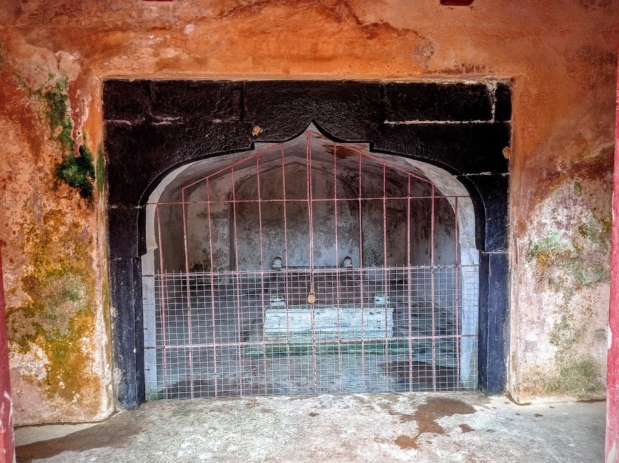 Katra Masjid - Photo 7