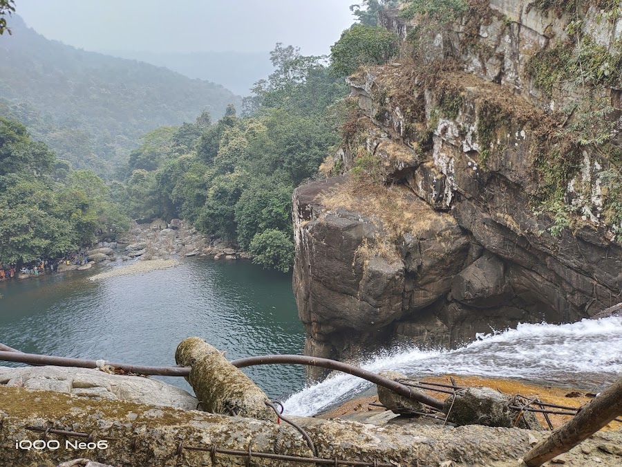 Devkund Waterfall - Photo 2