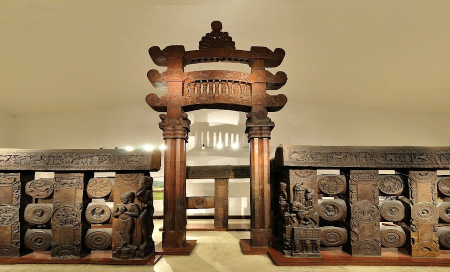 Bharhut Stupa - Photo 2