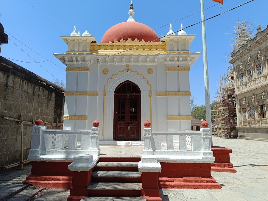 Shinde Chhatri - Photo 4