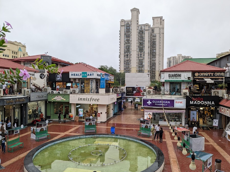 Galleria Market - Photo 4