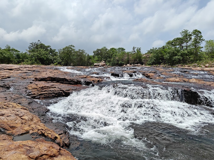 Barapahad Caves - Photo 3
