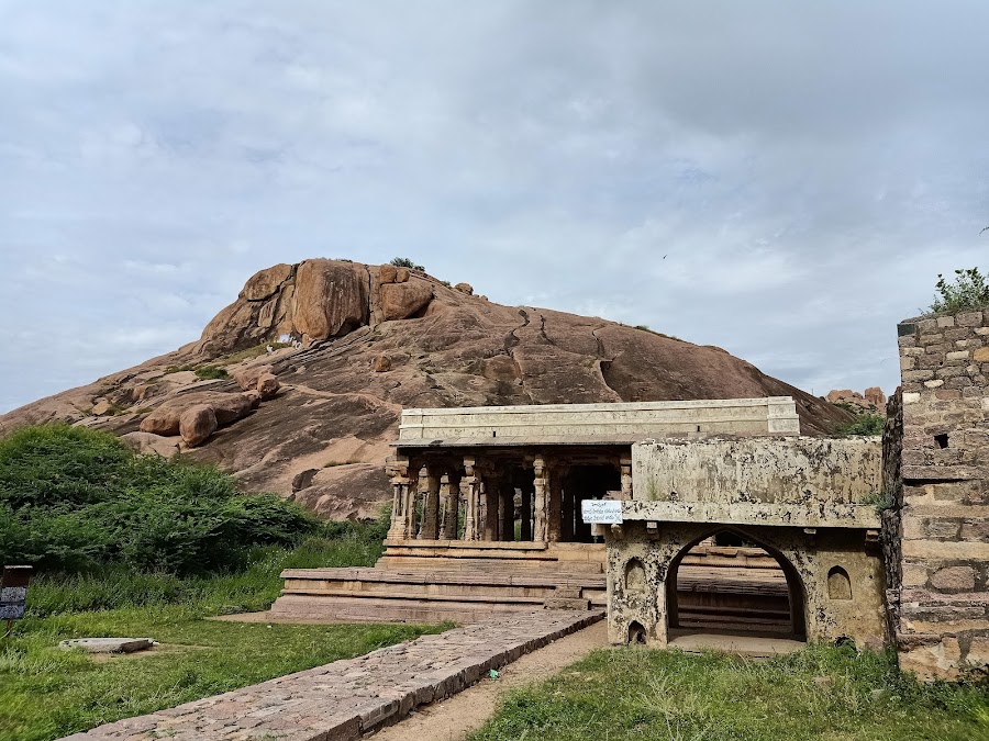 Adoni Fort - Photo 3