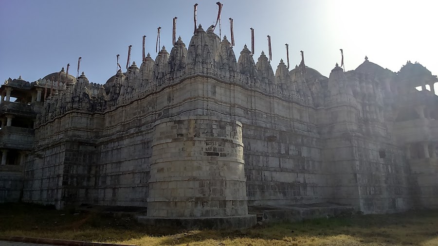 Ranakpur Dam - Photo 3