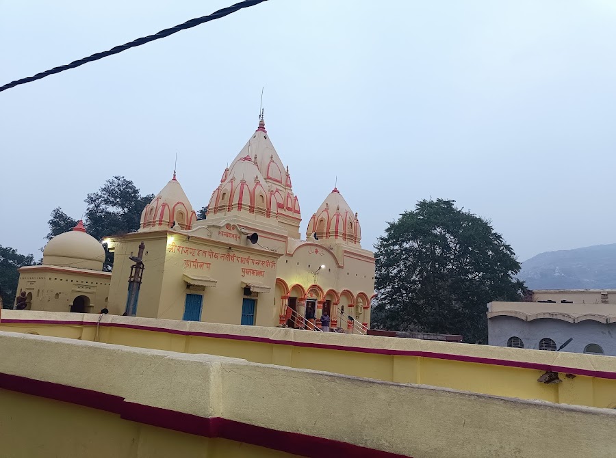 Hot Springs (Brahma Kund) - Photo 3