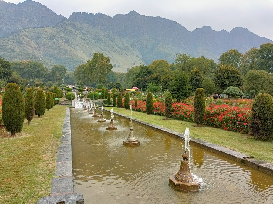 Nishat Bagh - Photo 2