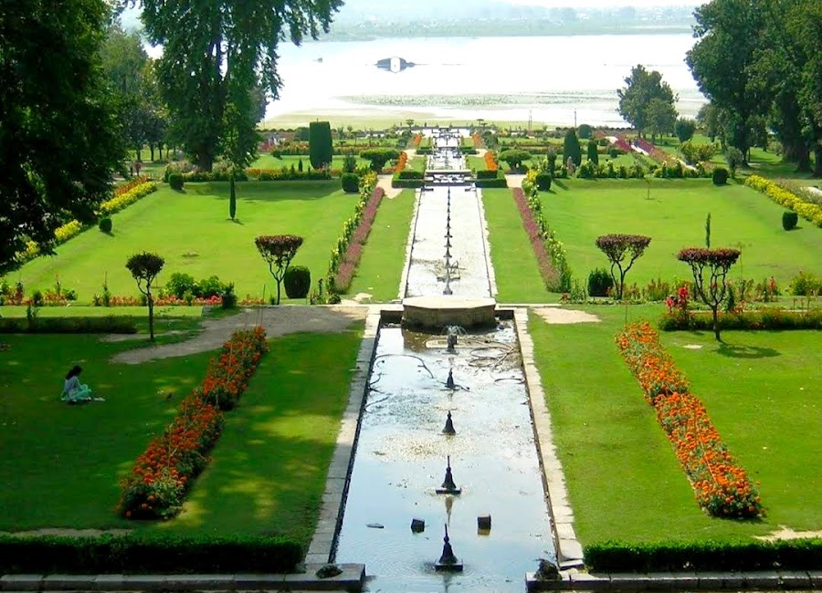 Nishat Bagh - Photo 3