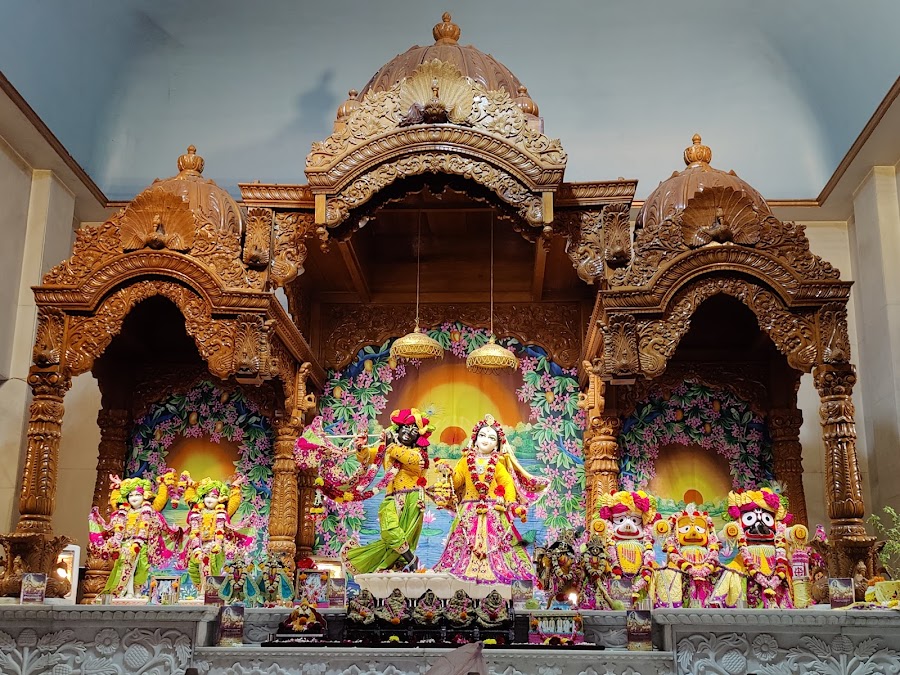 ISKCON Temple - Photo 4