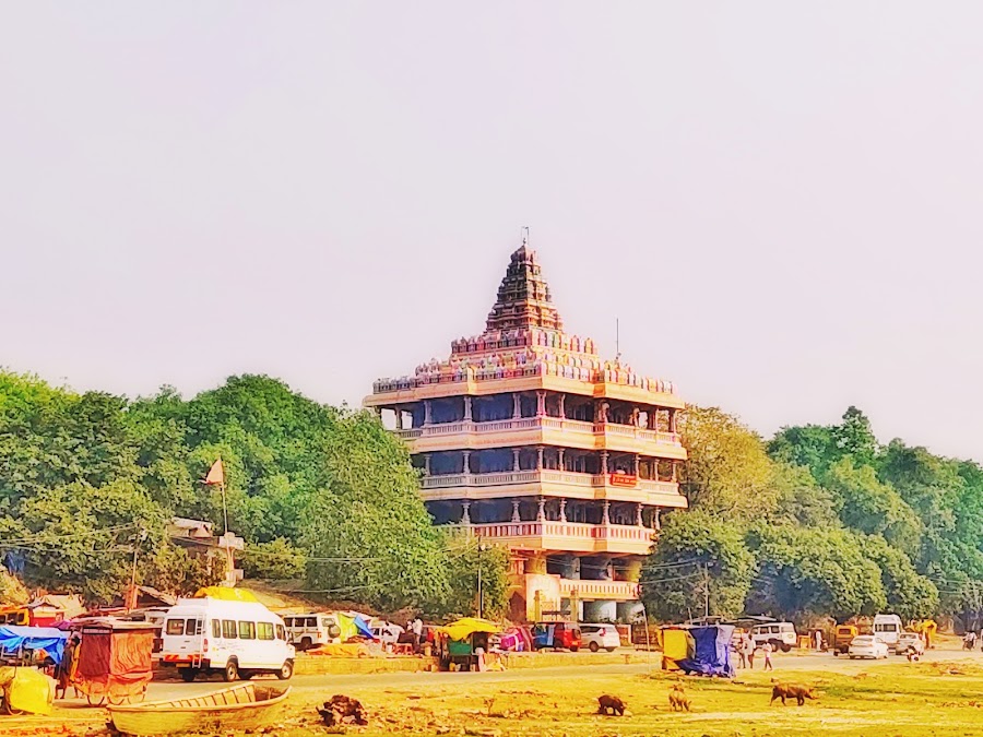 Triveni Sangam - Photo 4
