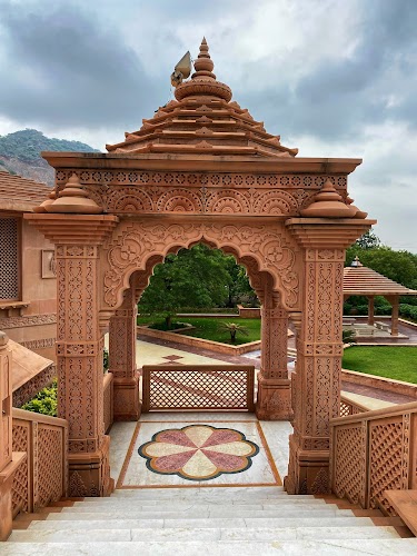Nareli Jain Temple - Photo 4