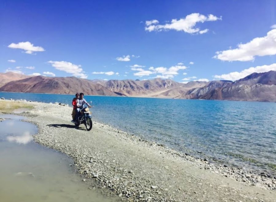 Pangong Tso Lake - Photo 2