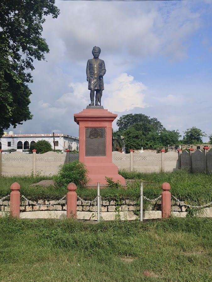 Rewa Fort - Photo 4
