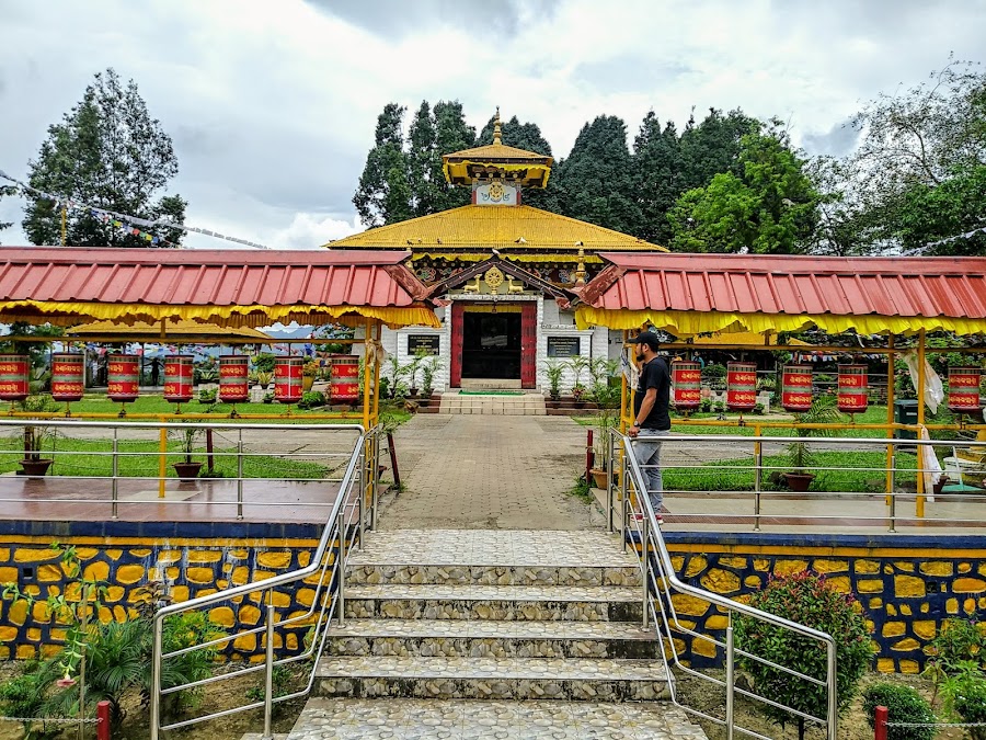 Buddhist Temple - Photo 3