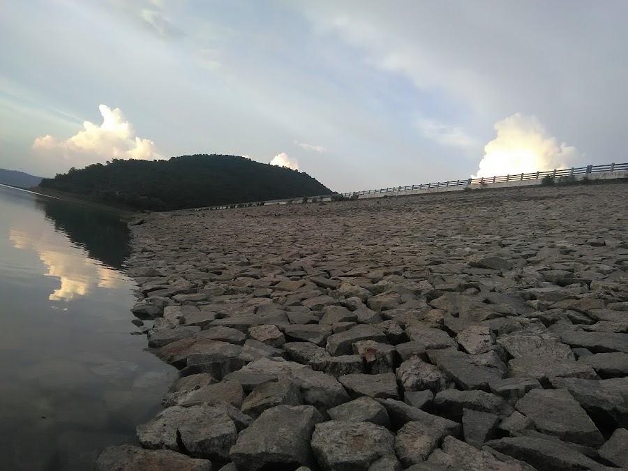 Salandi Reservoir - Photo 4