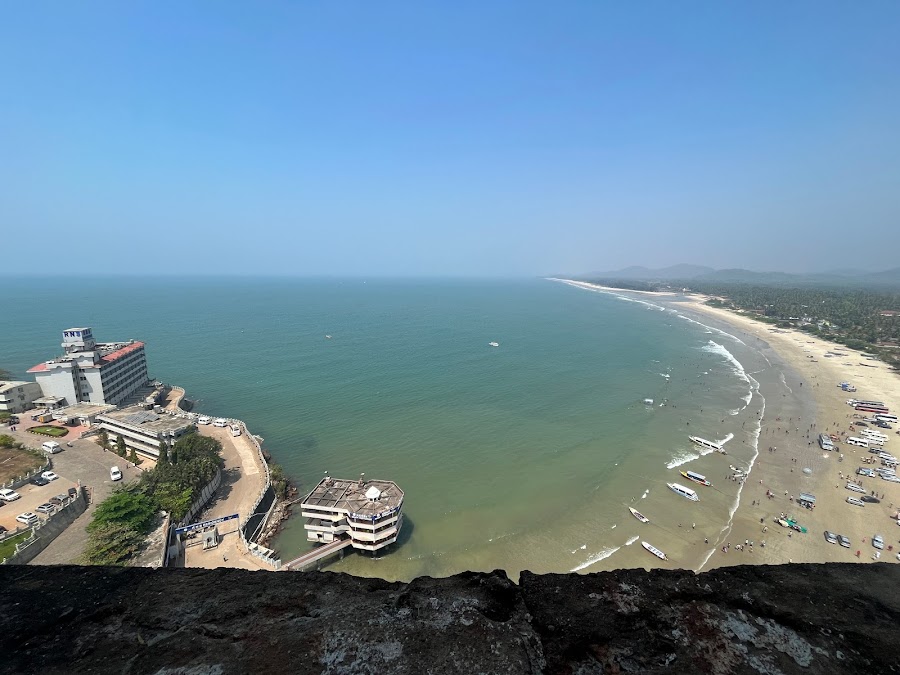 Murudeshwara Beach - Photo 3