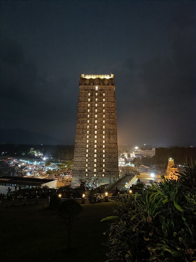 Murudeshwara Beach - Photo 4