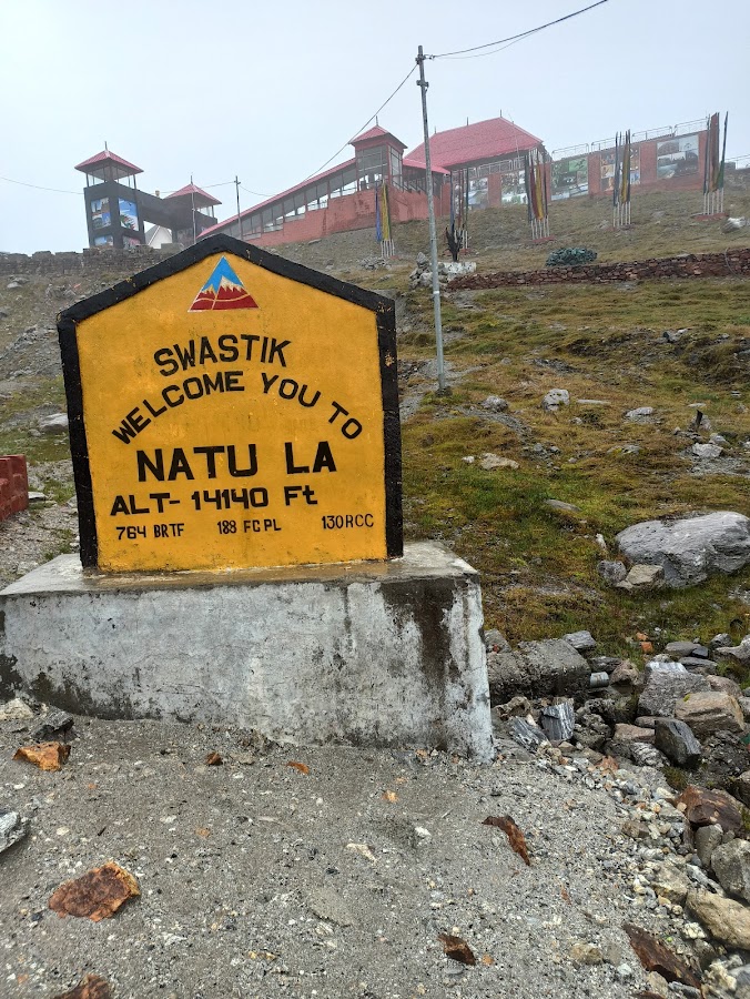 Nathu La Pass - Photo 2