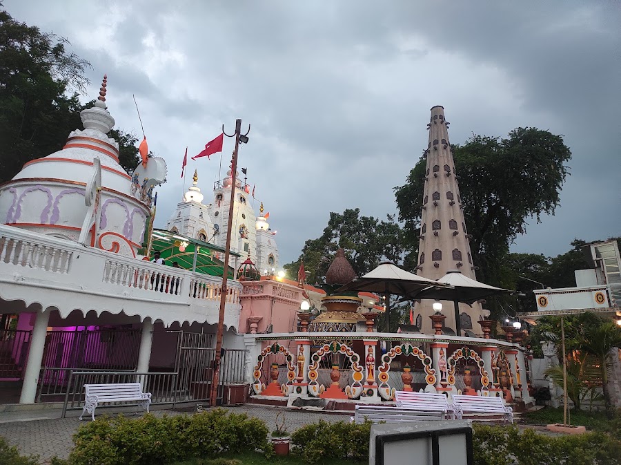 Khajrana Temple - Photo 2