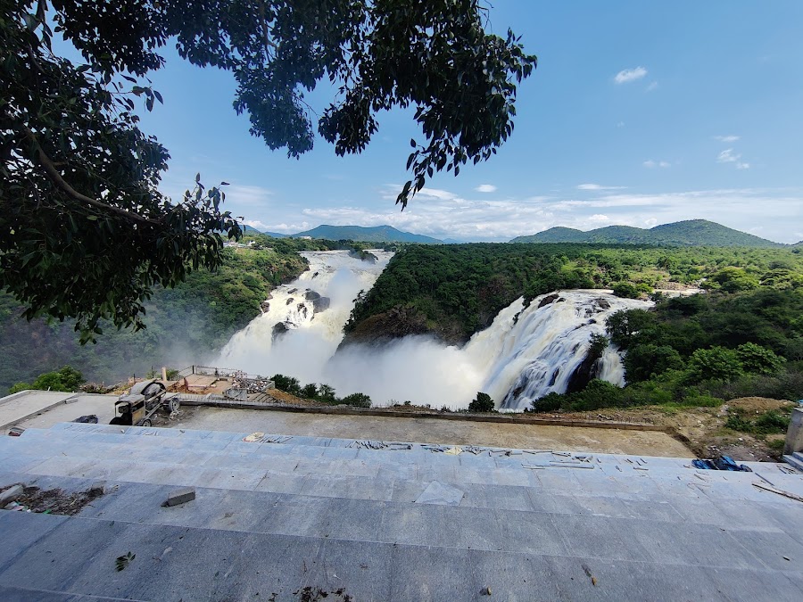 Shivanasamudra Falls