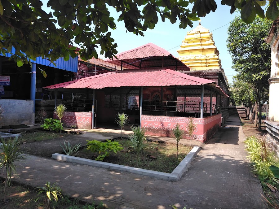Sarpavaram - Photo 2