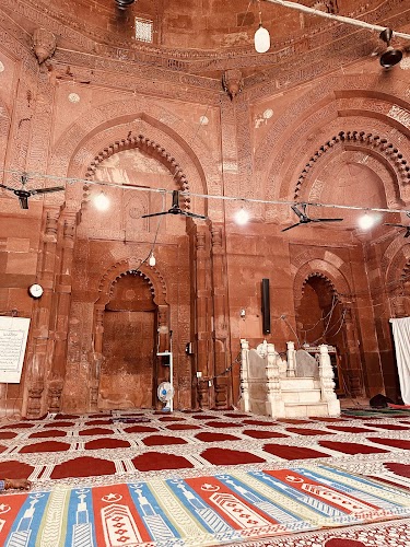Hazrat Nizamuddin Dargah - Photo 3