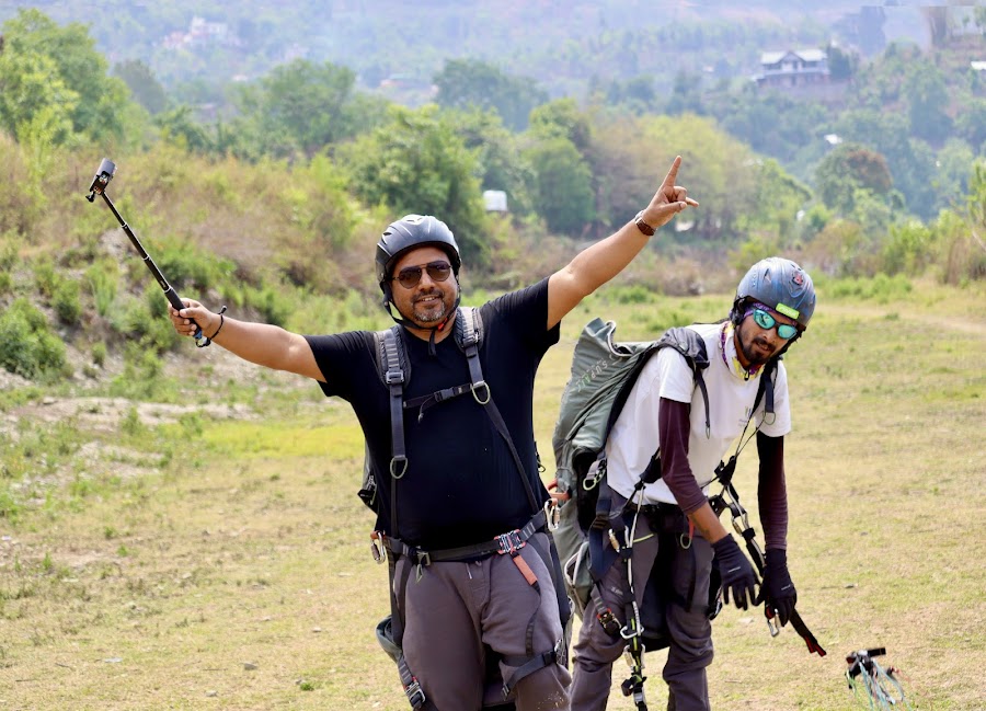 Paragliding in Naukuchiatal - Photo 10