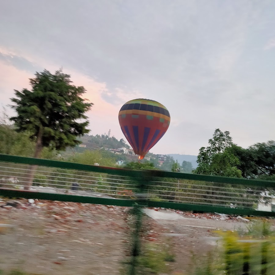 Paragliding in Naukuchiatal - Photo 5