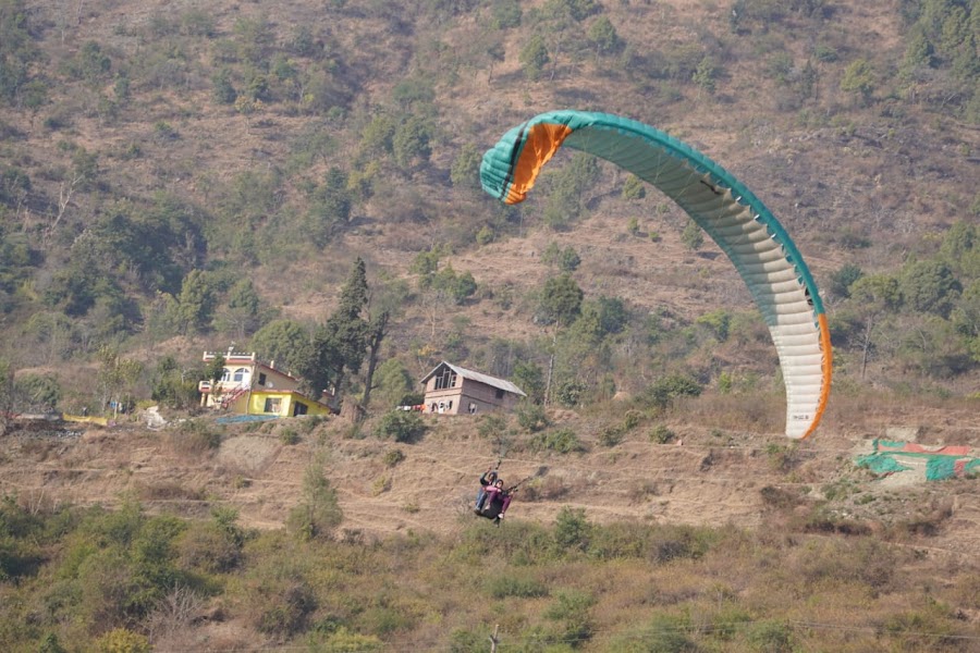 Paragliding in Naukuchiatal - Photo 2