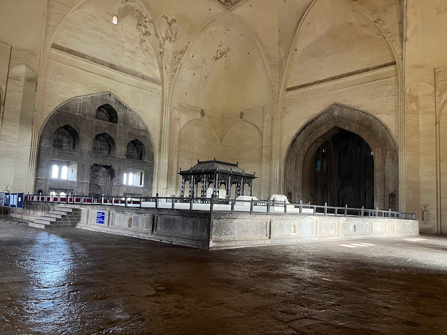 Gol Gumbaz - Photo 4