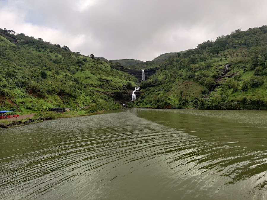 Five Falls - Photo 3