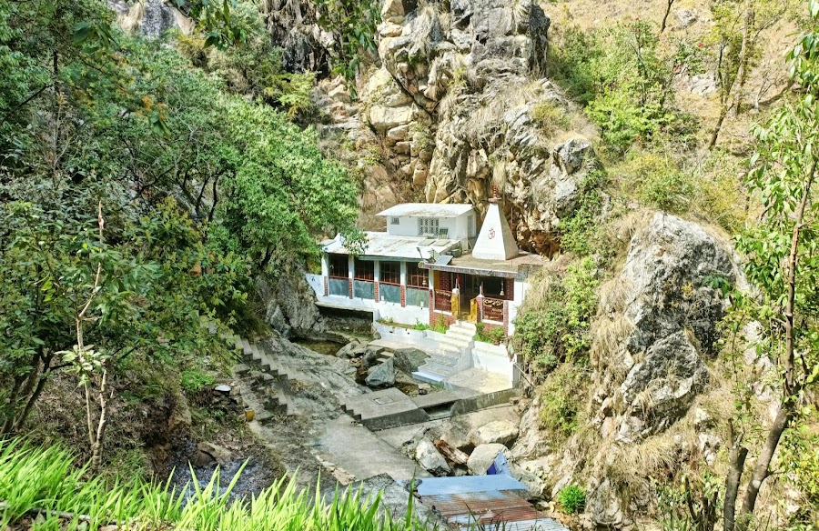 Rudradhari Falls and Caves - Photo 2