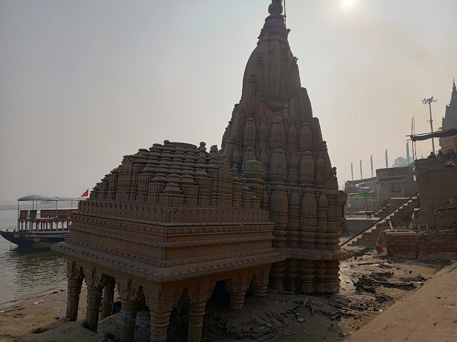 Manikarnika Ghat - Photo 3