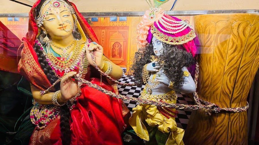 ISKCON Temple - Photo 4