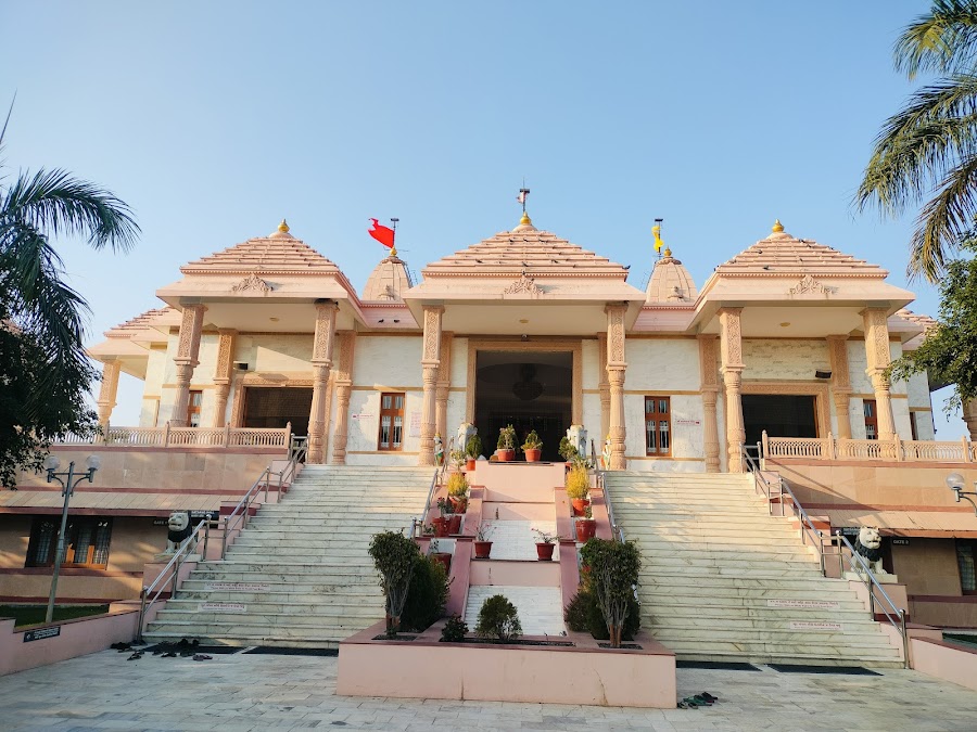 Trimandir - Photo 2