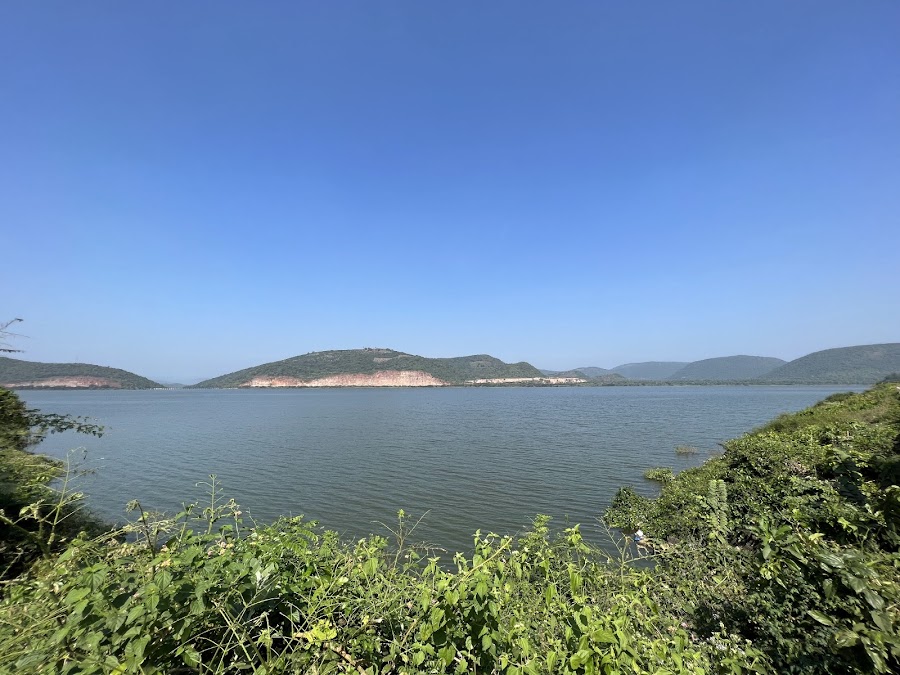 Sree Veera Venkata Satyanarayana Swamy Temple, Annavaram - Photo 4