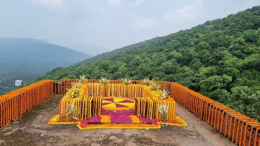 Griddhakuta Peak - Photo 3