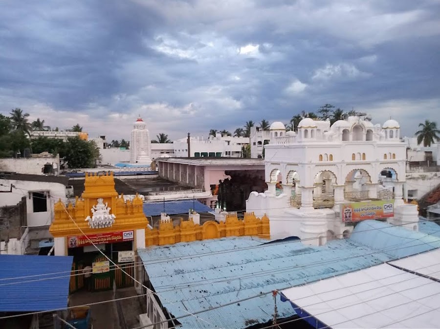 Sri Sri Sri Suryanarayana Swamy Temple - Photo 4
