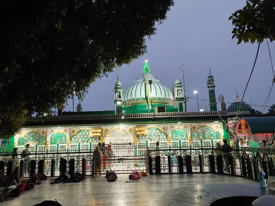 Piran Kaliyar Sharif
