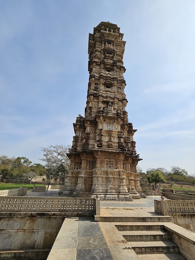 Sammidheshwar Temple - Photo 3