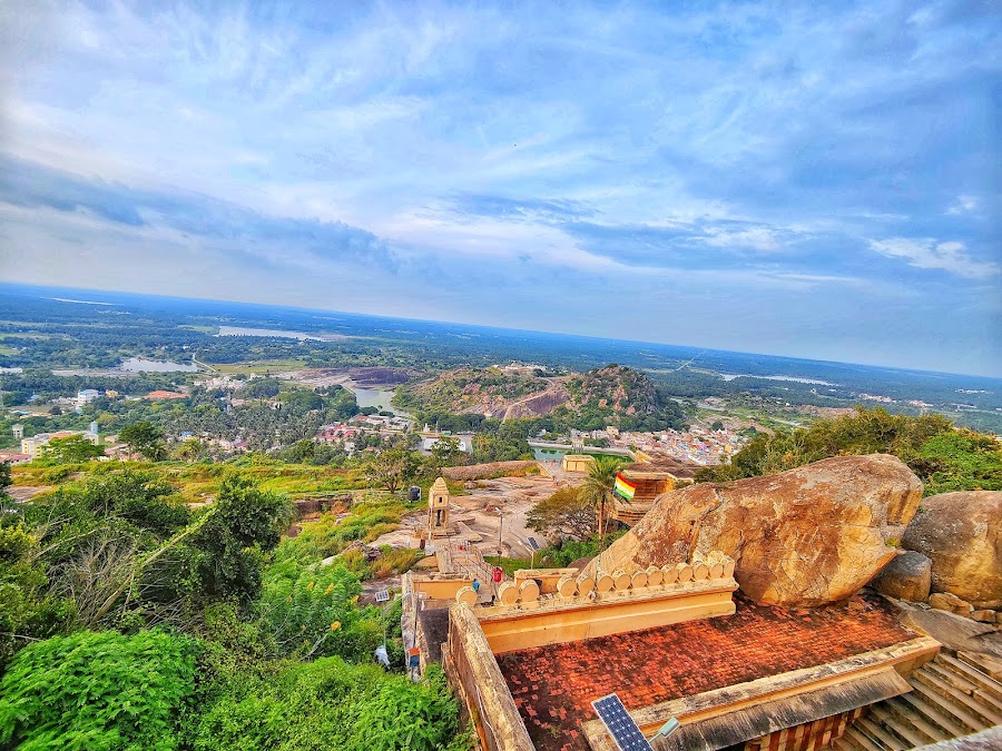 Shravanabelagola Jain Temple - Photo 2